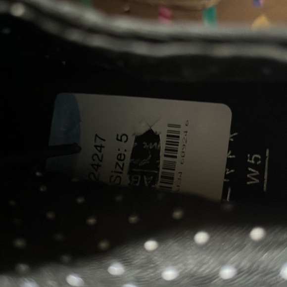 Toms and tabithas - Picture 4 of 4